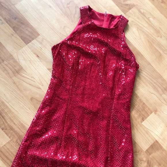 Green Land Dresses & Skirts - Sparkly Little Red Dress